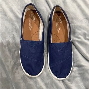 TOMS Slip-On Canvas Shoes - Navy Blue with White Sole